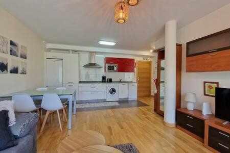 Apartamento Con Piscina Apartment Llanes Luaran gambar